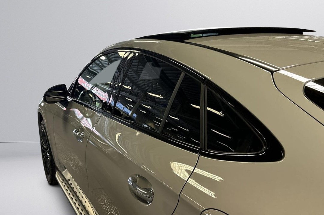 Mercedes-Benz GLC Coupé 300 de 4MATIC AMG - foto 23