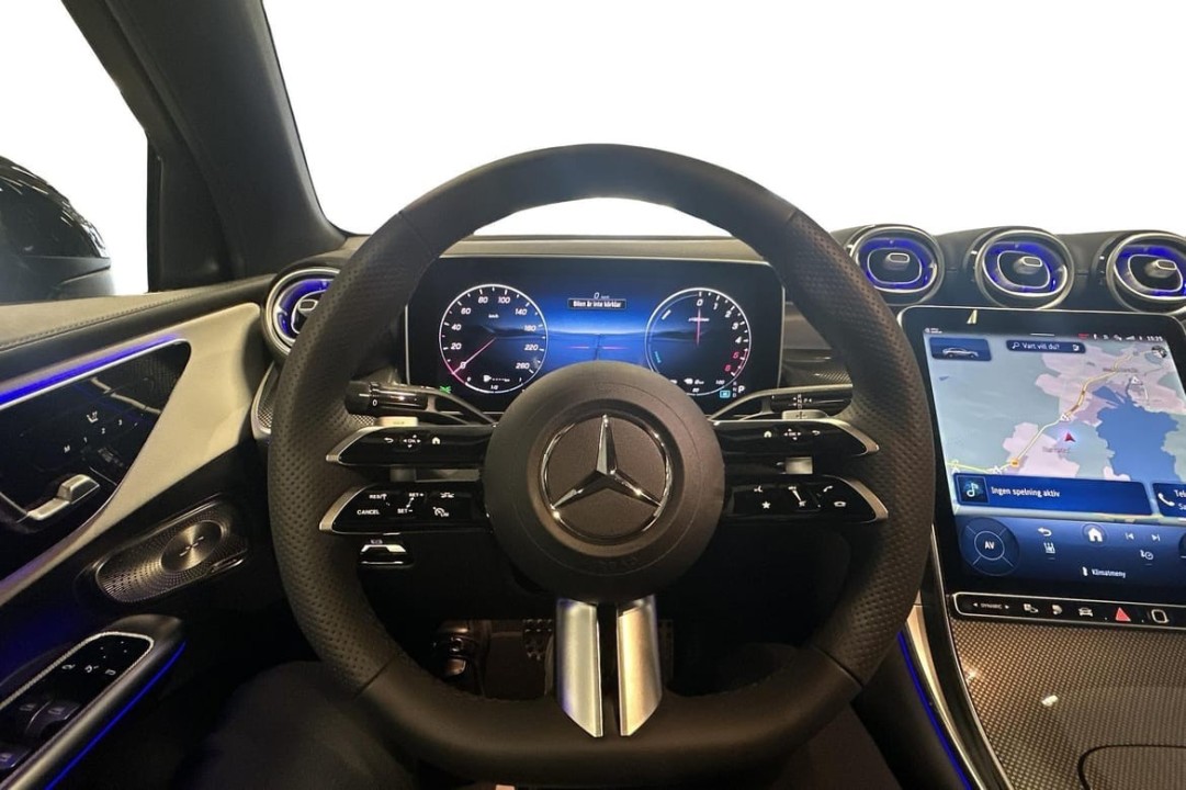 Mercedes-Benz GLC Coupé 300 de 4MATIC AMG - foto 12