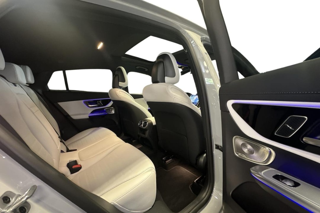 Mercedes-Benz GLC Coupé 300 de 4MATIC AMG - foto 8