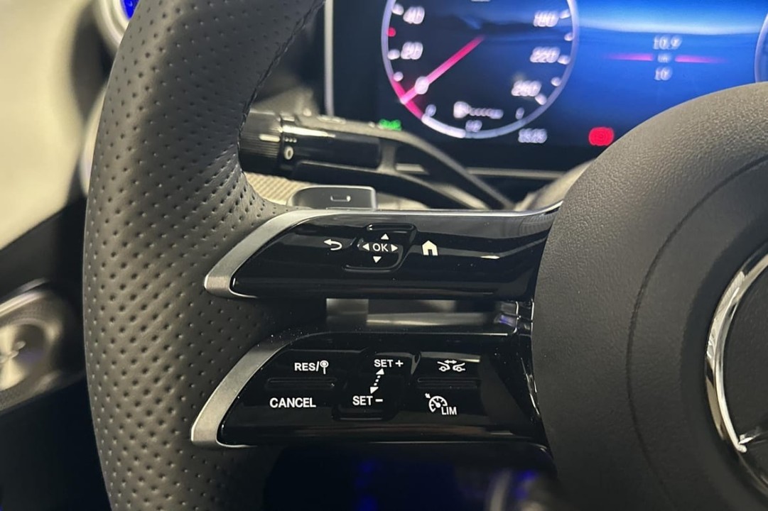 Mercedes-Benz GLC Coupé 300 de 4MATIC AMG - foto 13