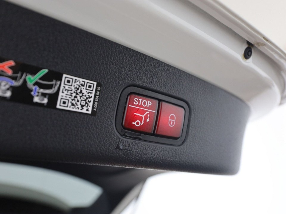 Mercedes-Benz GLC 300 4MATIC - foto 21