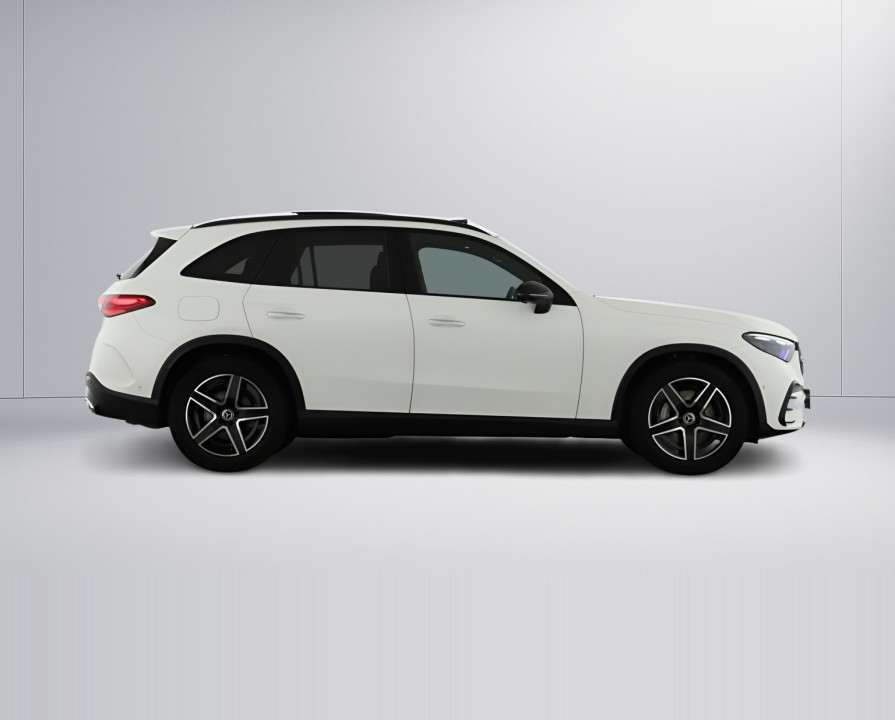 Mercedes-Benz GLC 300 4MATIC (2)