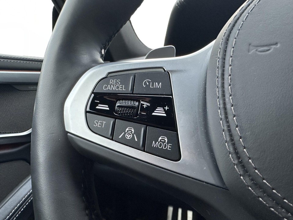 BMW Seria 8 840i xDrive - foto 11