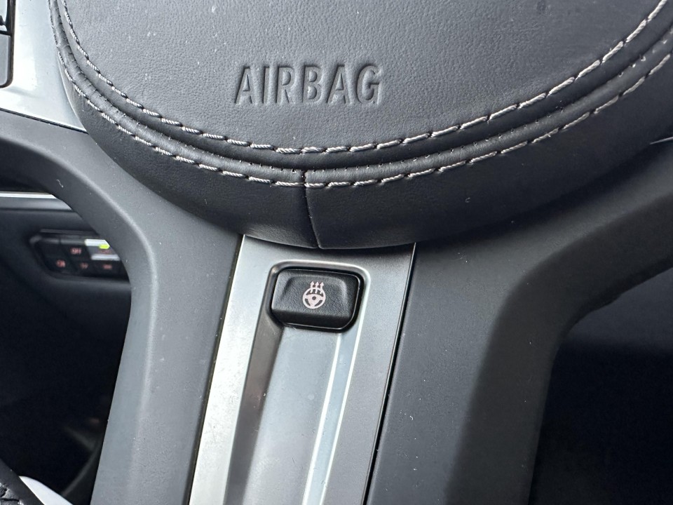 BMW Seria 8 840i xDrive - foto 12