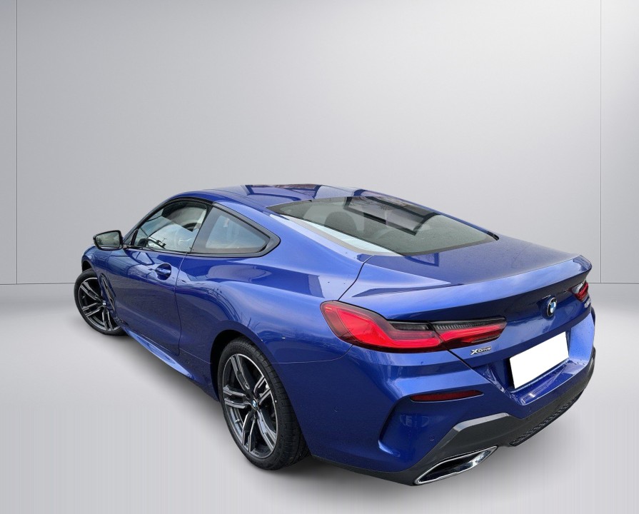BMW Seria 8 840i xDrive (4)