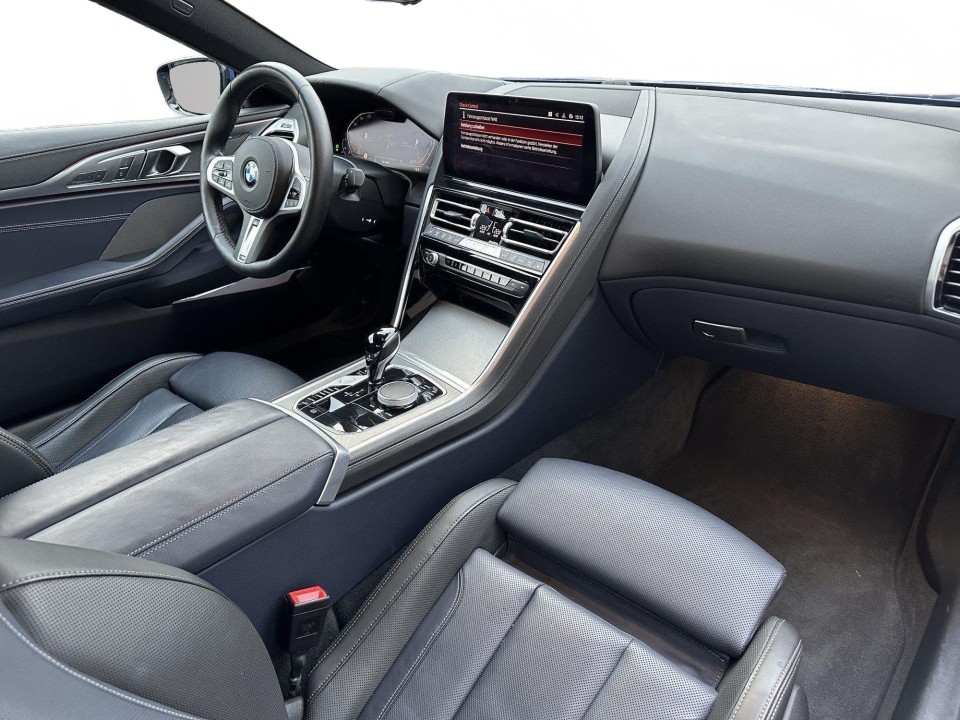 BMW Seria 8 840i xDrive - foto 8