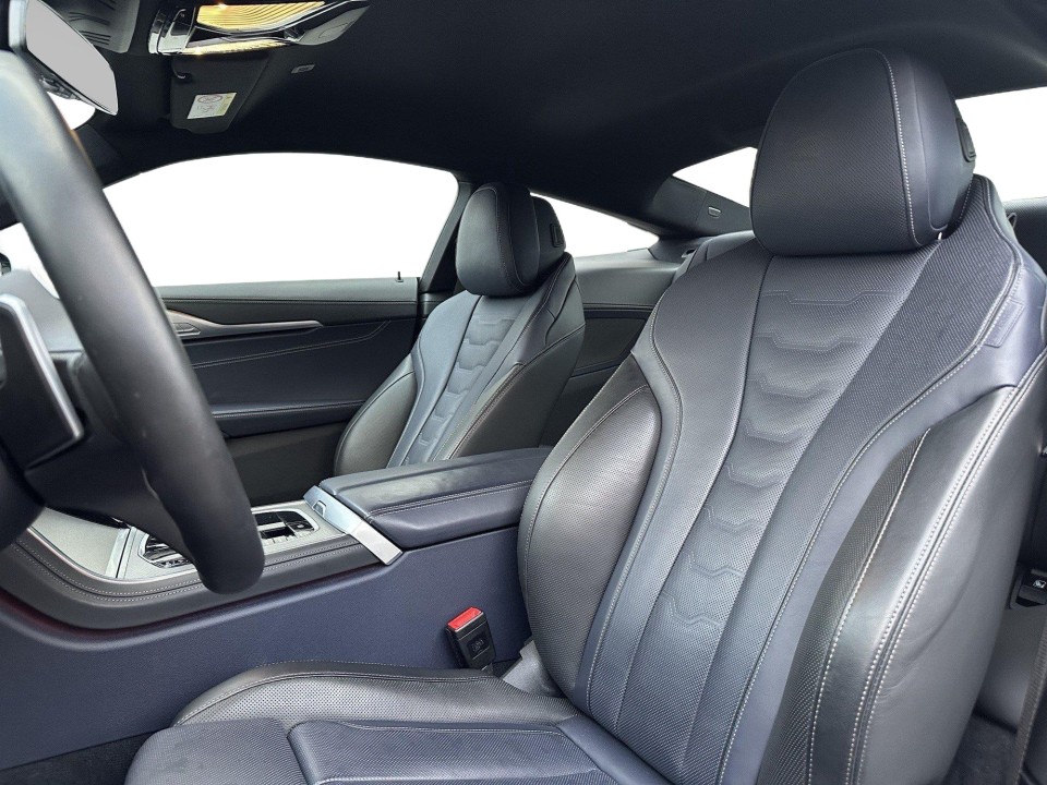 BMW Seria 8 840i xDrive (5)