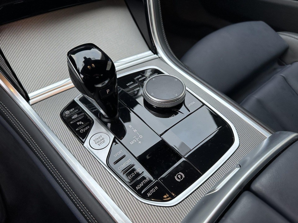 BMW Seria 8 840i xDrive - foto 15