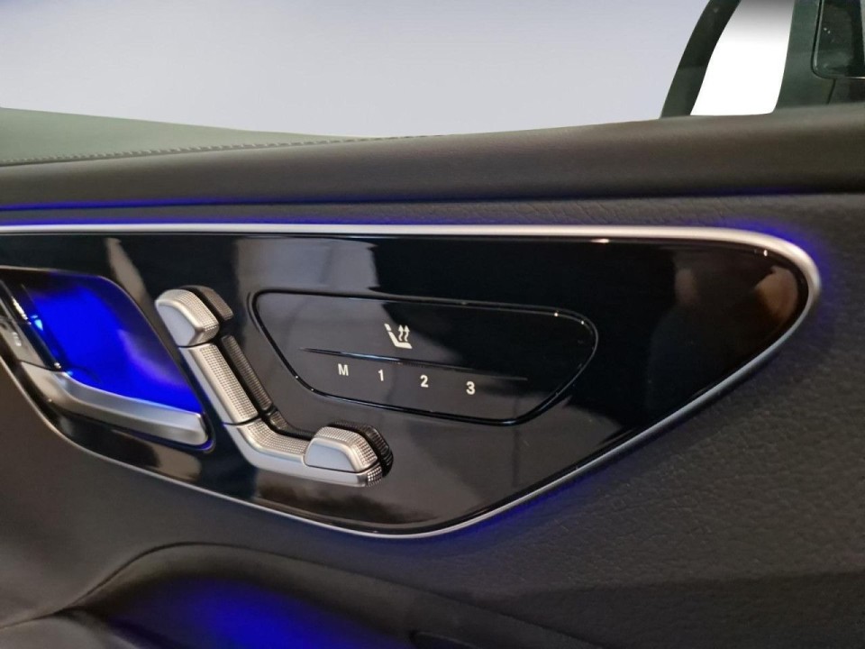 Mercedes-Benz C 200d - foto 16