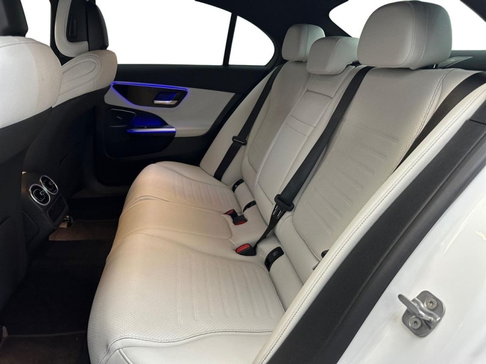 Mercedes-Benz C 300d - foto 15