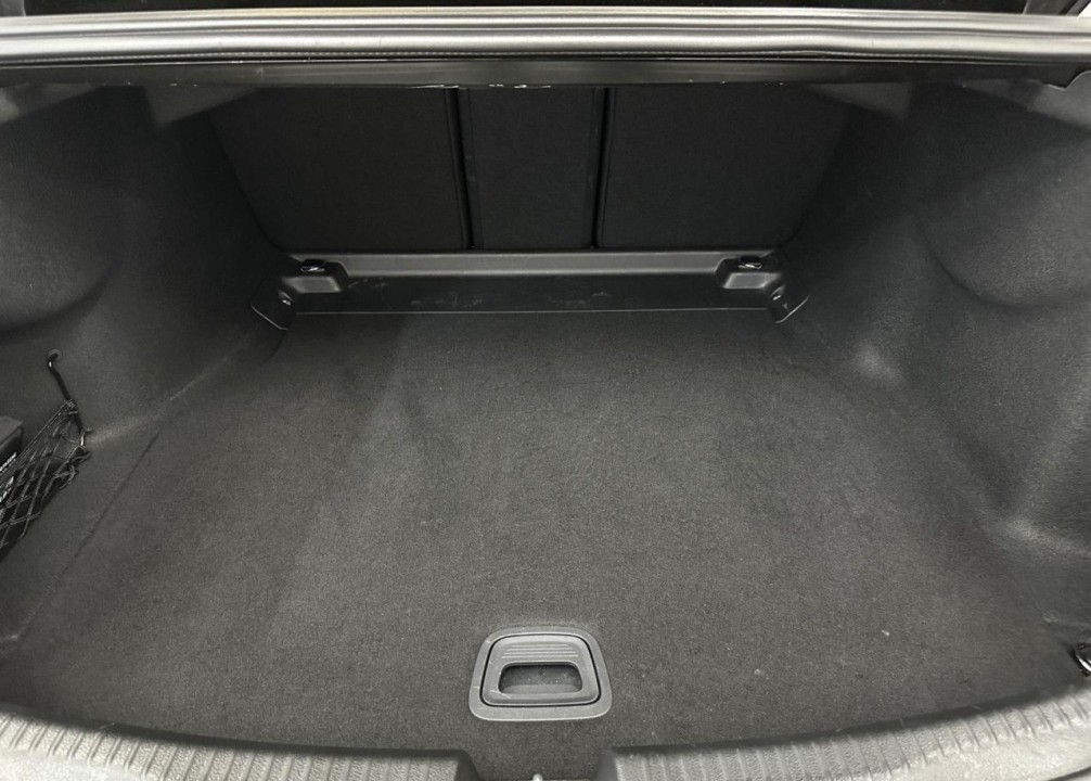 Mercedes-Benz C 300d AMG - foto 13