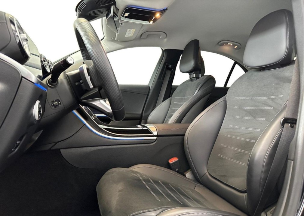 Mercedes-Benz C 300d AMG - foto 6