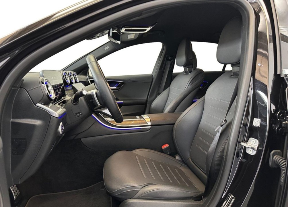 Mercedes-Benz C 300d AMG Line - foto 6