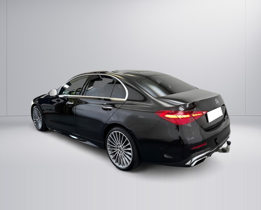 Mercedes-Benz C 300d AMG Line (3)