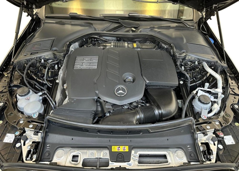 Mercedes-Benz C 300d AMG Line - foto 12