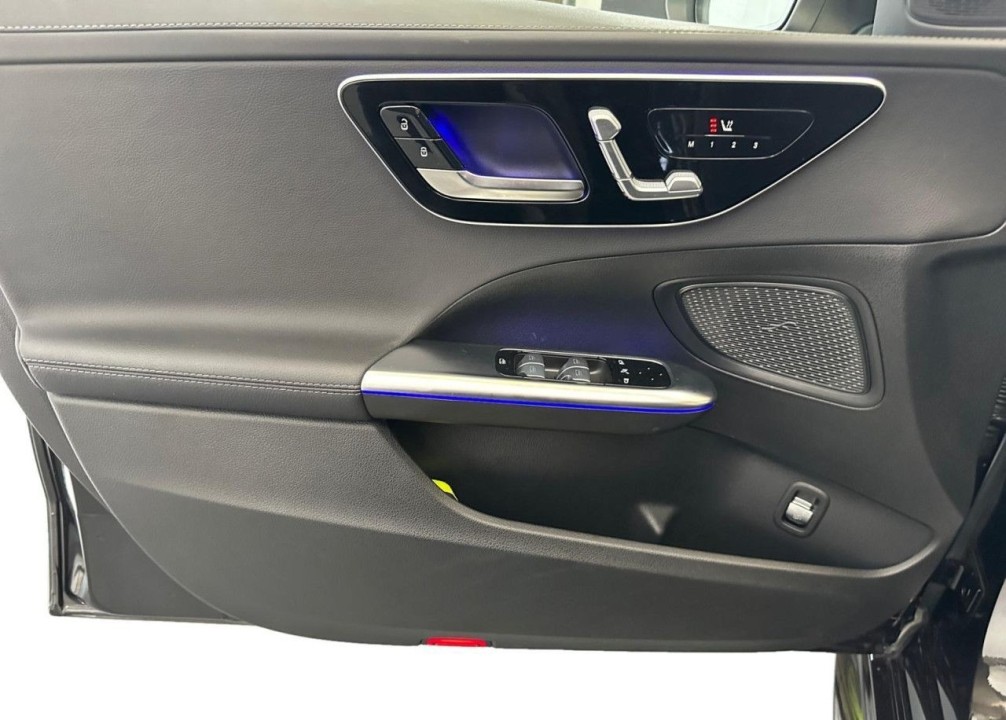 Mercedes-Benz C 300d AMG Line - foto 11