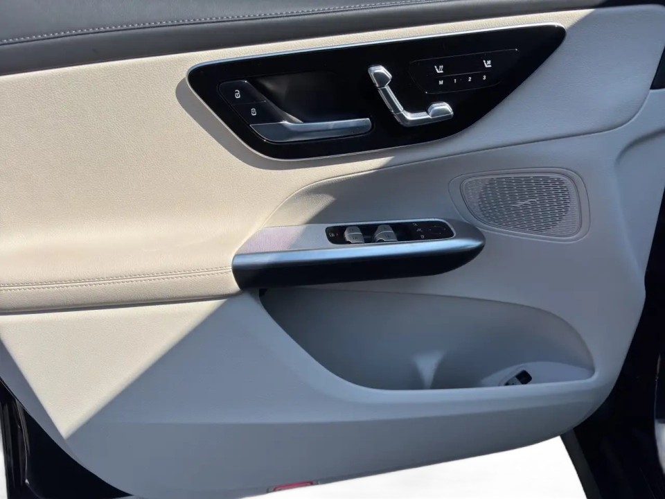 Mercedes-Benz GLC Coupé 300e 4MATIC - foto 17