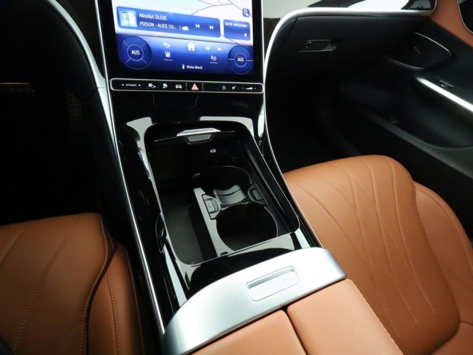 Mercedes-Benz C 300e AMG Line - foto 19