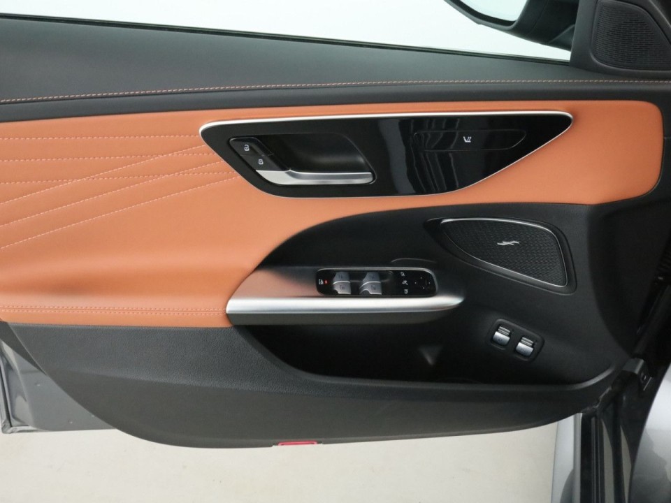 Mercedes-Benz C 300e AMG Line - foto 25