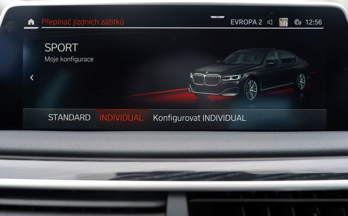 BMW Seria 7 730d xDrive - foto 23