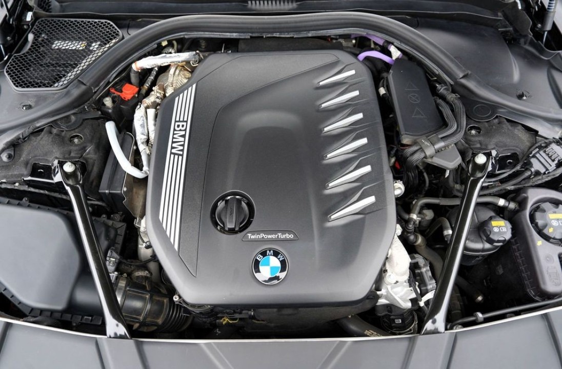 BMW Seria 7 730d xDrive - foto 40