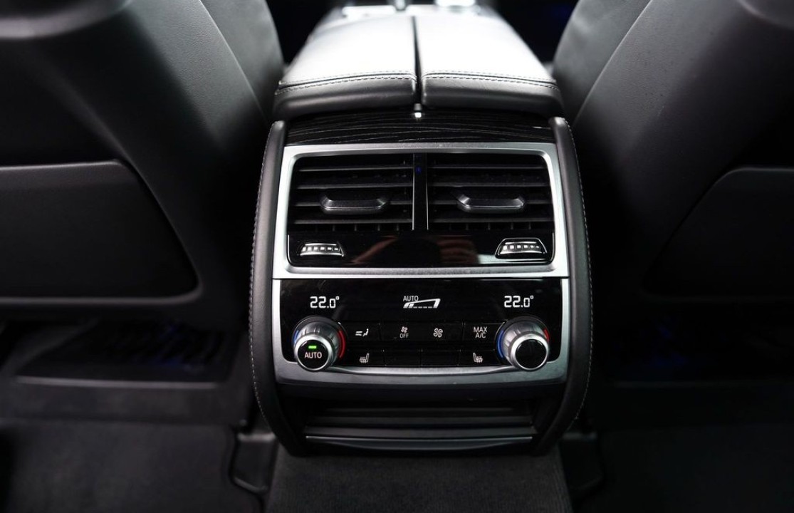 BMW Seria 7 730d xDrive - foto 21