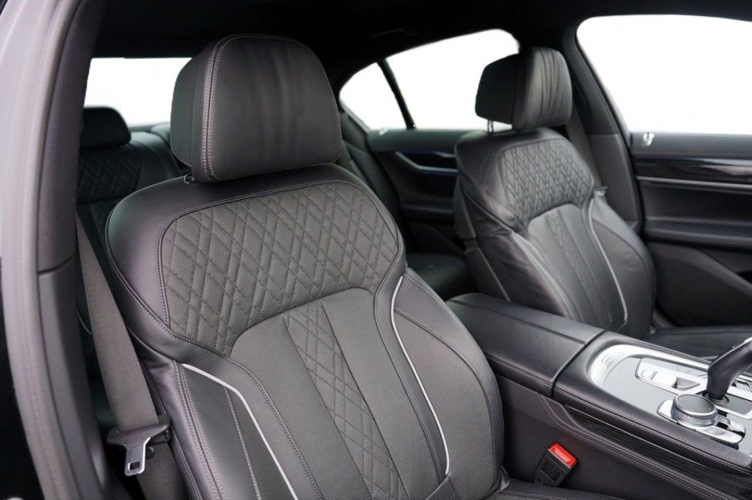 BMW Seria 7 730d xDrive - foto 13