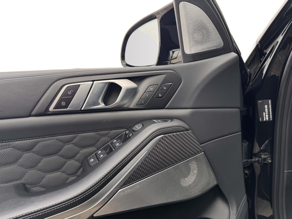 BMW X5 M Competition - foto 15