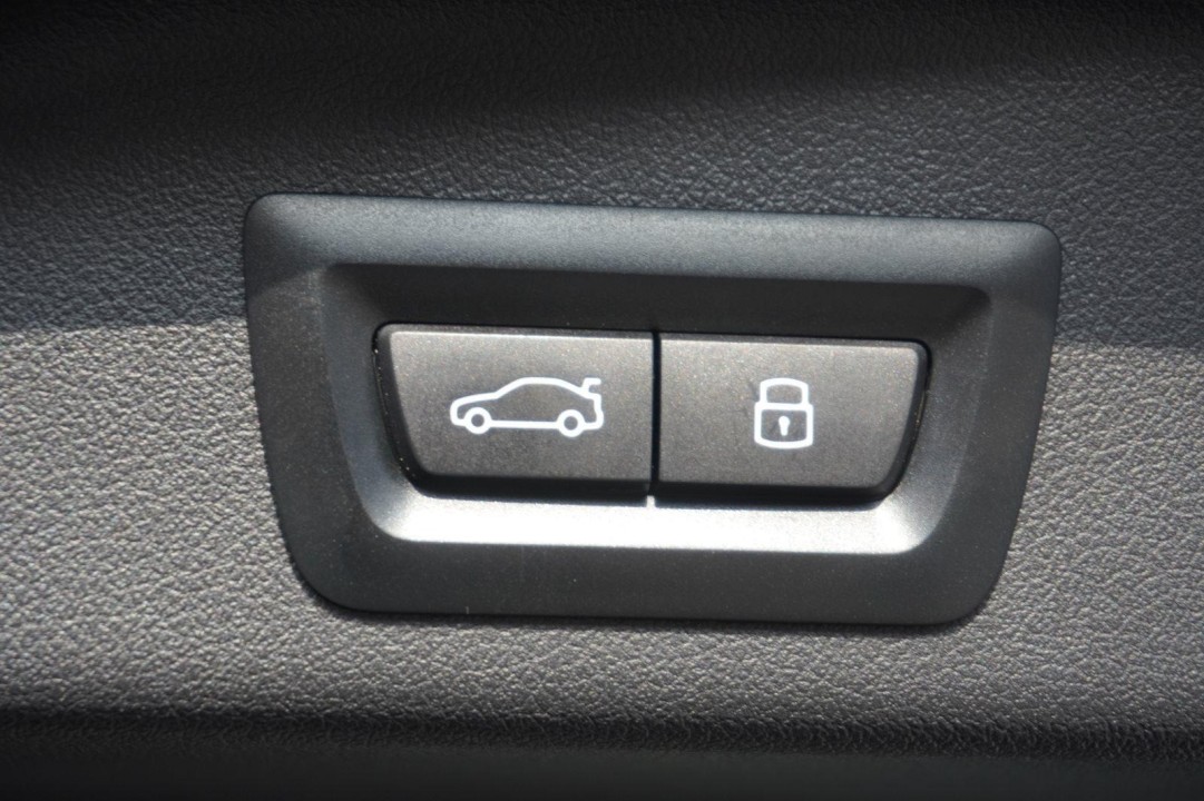 BMW X5 M Competition - foto 24