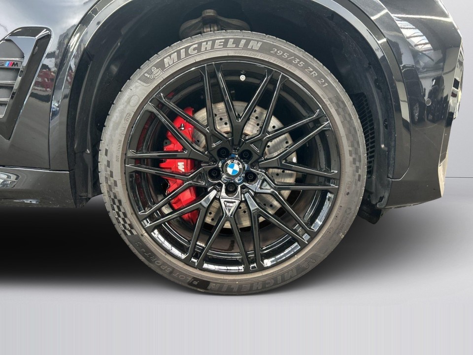 BMW X5 M Competition - foto 18
