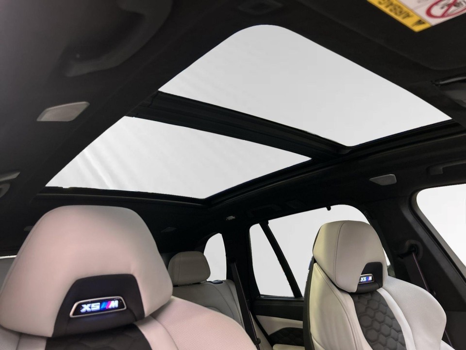 BMW X5 M Competition - foto 13