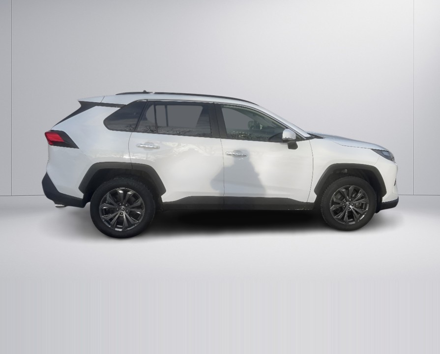 Toyota RAV4 (3)