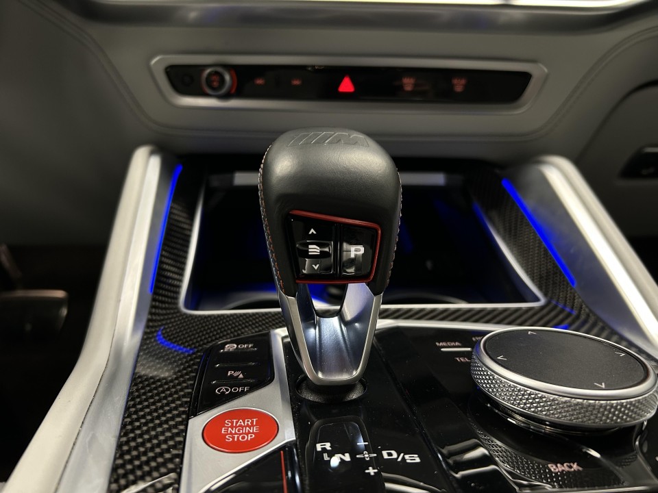 BMW X5 M Competition - foto 17