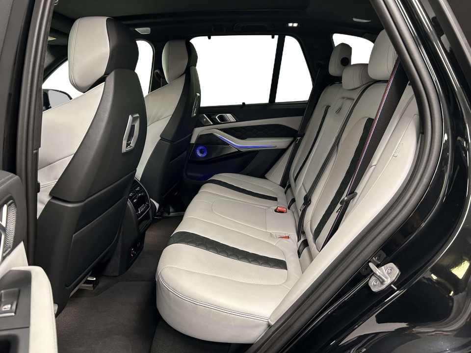 BMW X5 M Competition - foto 25