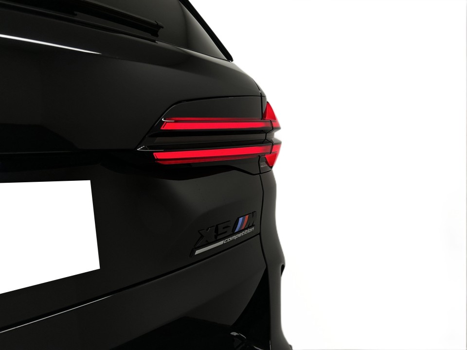 BMW X5 M Competition - foto 41