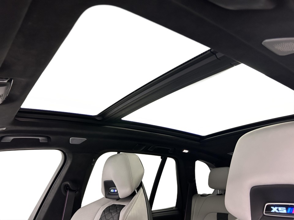 BMW X5 M Competition - foto 26
