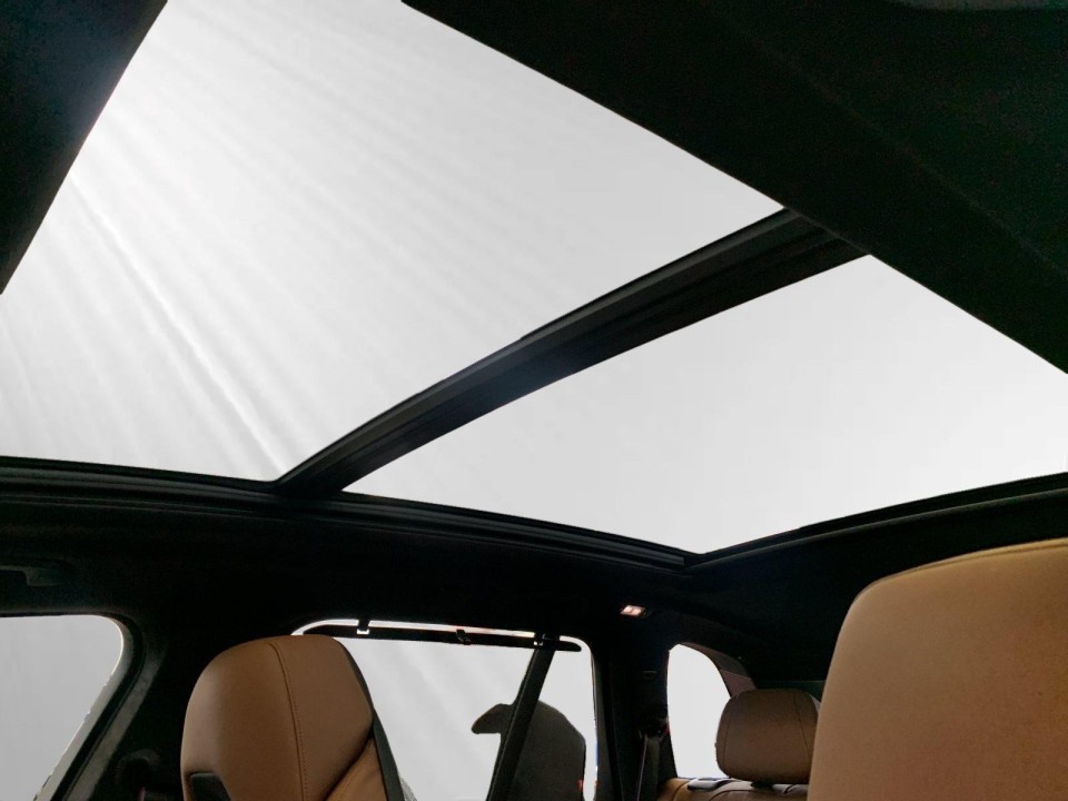 BMW X5 M Competition - foto 11