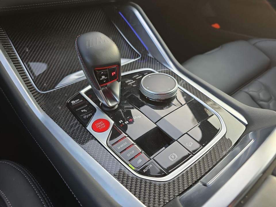 BMW X5 M Competition - foto 14