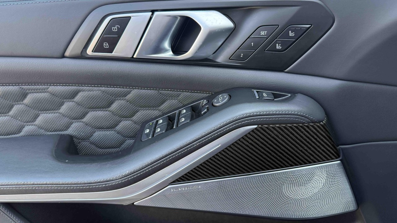 BMW X5 M Competition - foto 27