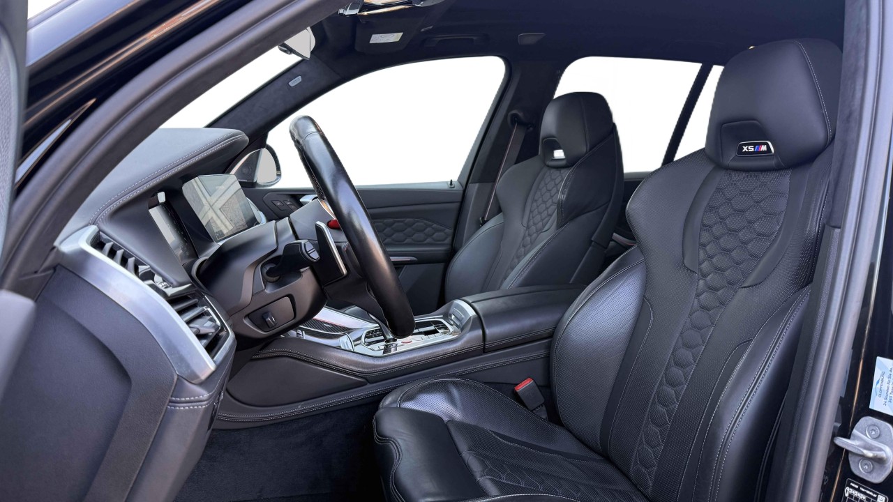 BMW X5 M Competition - foto 11