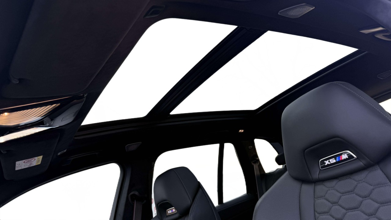 BMW X5 M Competition - foto 26