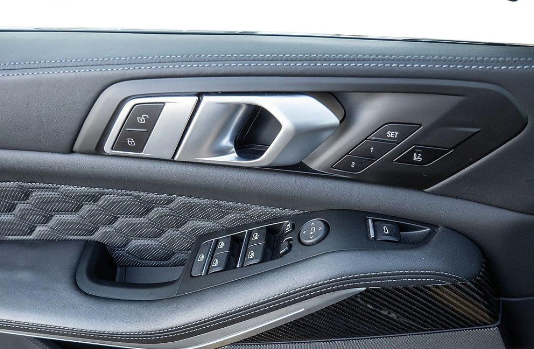 BMW X5 M Competition - foto 19