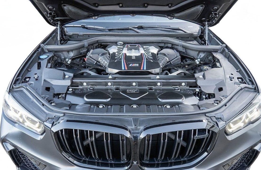 BMW X5 M Competition - foto 20