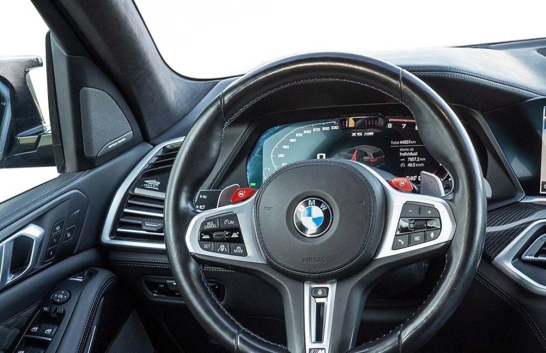 BMW X5 M Competition - foto 9