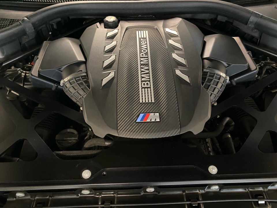 BMW X5 M Competition - foto 10