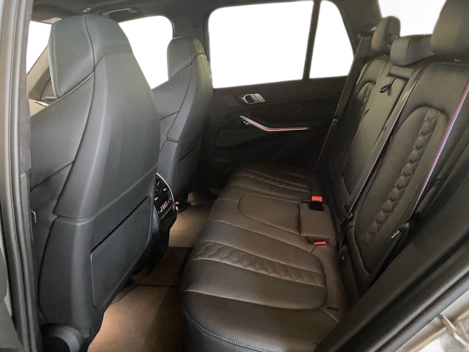 BMW X5 M Competition - foto 6