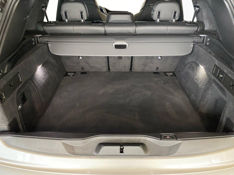 BMW X5 M Competition - foto 11