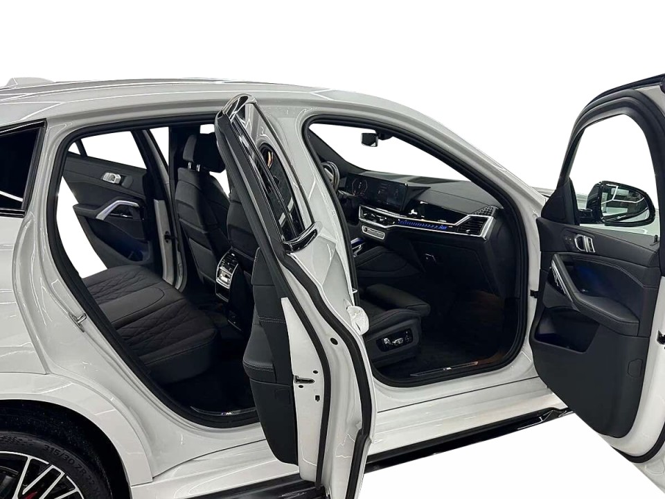 BMW X6 40i xDrive M-Sport - foto 21