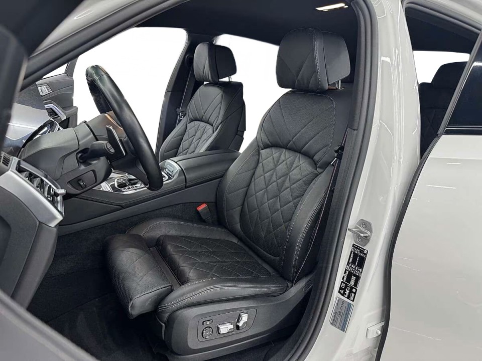 BMW X6 40i xDrive M-Sport - foto 14