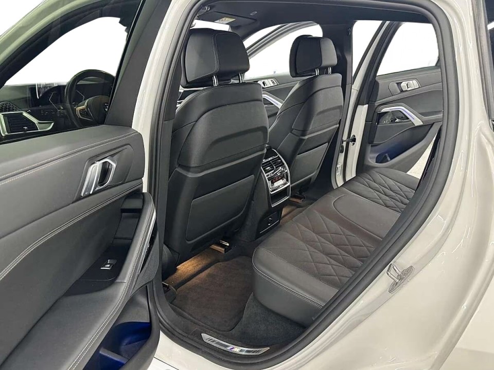 BMW X6 40i xDrive M-Sport - foto 23